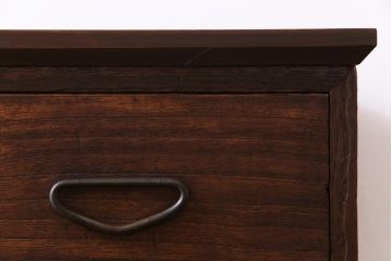 アンティーク家具　和製アンティーク　天板ヒノキ材　味わいのある木肌が魅力の時代箪笥ローボード(チェスト、衣装箪笥)