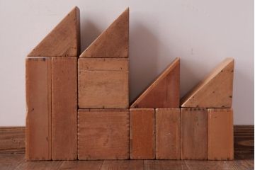 アンティーク雑貨　昭和レトロ　大きな積み木セット【マルチ/12ヶ組】(飾り台、花台、ディスプレイ雑貨)(1)