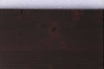 アンティーク家具　和製アンティーク　鉄脚付き　細かな鋲金具が目を引く観音開き箪笥ローボード(ローチェスト、衣装箪笥)