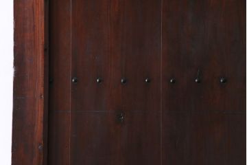 和製アンティーク　幅狭　造り込まれた金具が目を引く珍しい蔵戸(引き戸、建具、玄関戸)