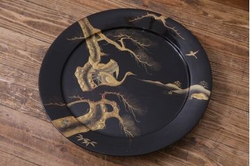 アンティーク雑貨　和製アンティーク　螺鈿入り　鶴・松の図　金彩高蒔絵木製大皿(漆器、和食器)