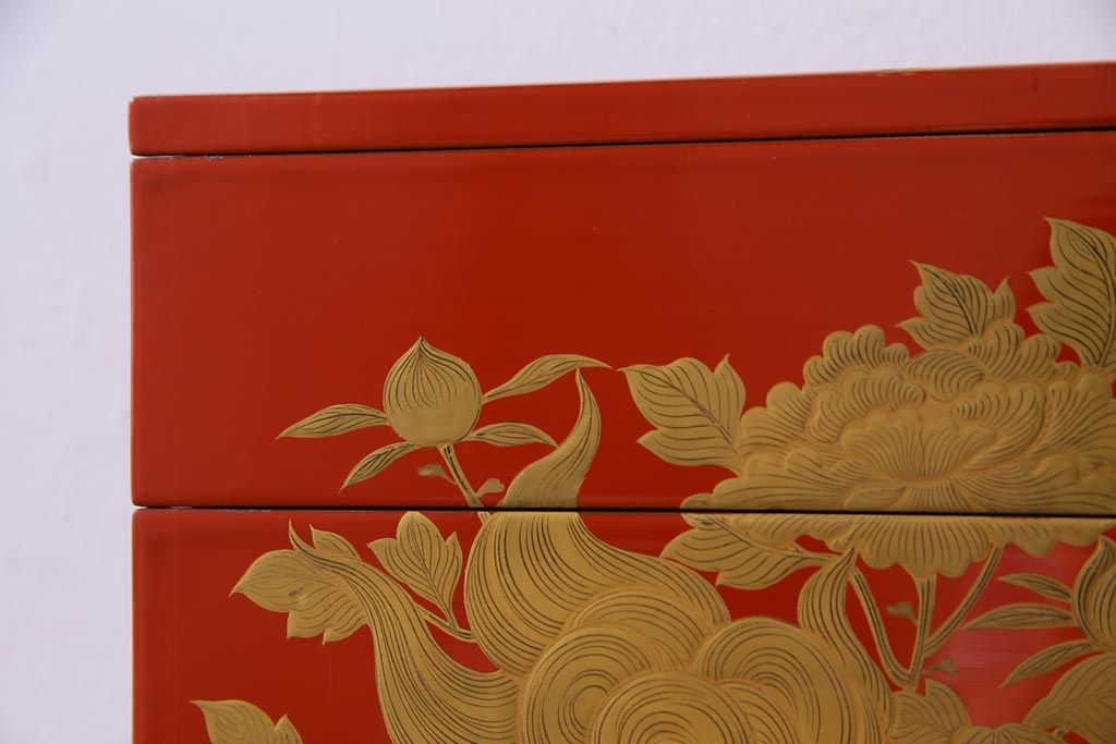 和製アンティーク　牡丹獅子・竹虎の図　共箱付き八寸重五組(重箱、和食器)