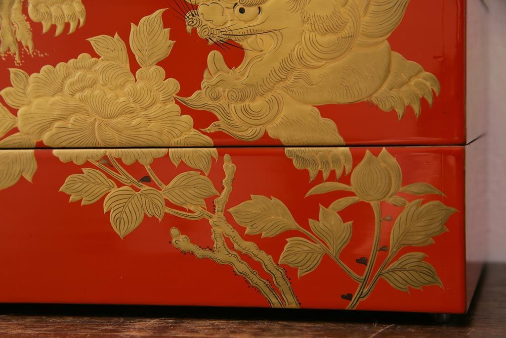 和製アンティーク　牡丹獅子・竹虎の図　共箱付き八寸重五組(重箱、和食器)
