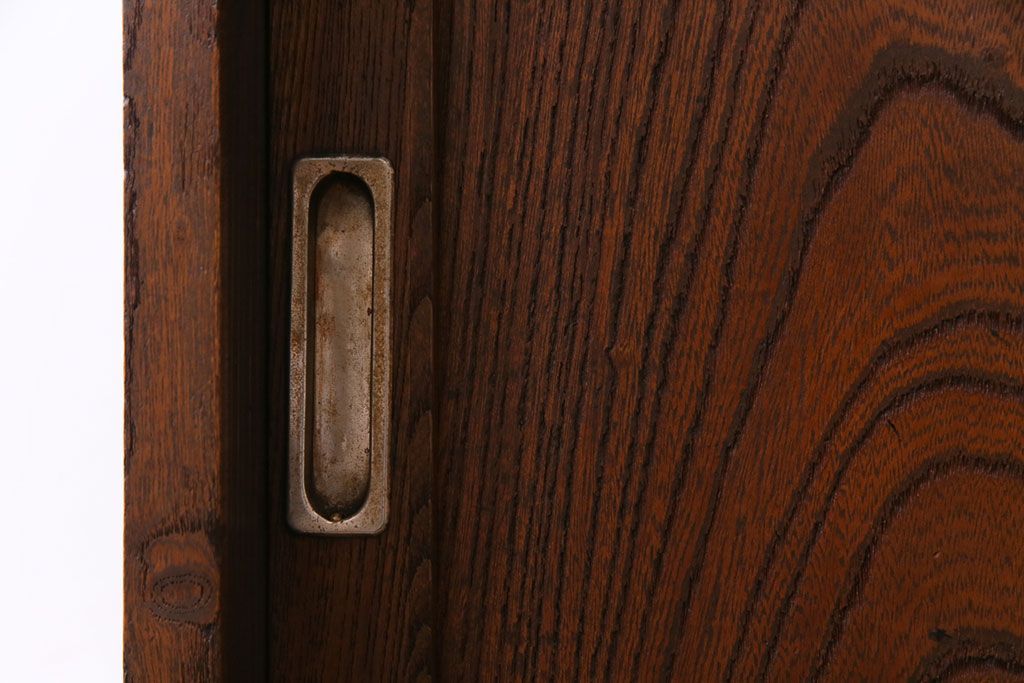 アンティーク家具　和製アンティーク　前面ケヤキ材　味わいのある趣が和の雰囲気を引き立てる帳場箪笥(収納棚、キャビネット)