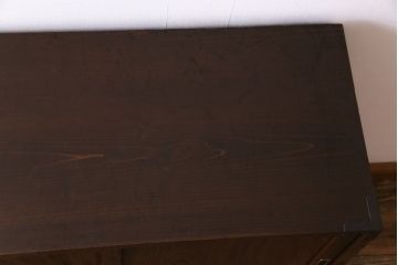アンティーク家具　和製アンティーク　前面ケヤキ材　味わいのある趣が和の雰囲気を引き立てる帳場箪笥(収納棚、キャビネット)