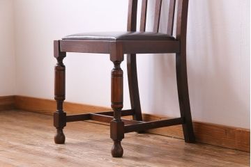アンティーク家具　イギリスアンティーク　オーク材　挽き物の脚が目を引くダイニングチェア(ワークチェア、椅子)(1)