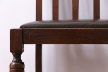 アンティーク家具　イギリスアンティーク　オーク材　挽き物の脚が目を引くダイニングチェア(ワークチェア、椅子)(1)
