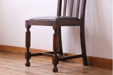 アンティーク家具　イギリスアンティーク　オーク材　挽き物の脚が目を引くダイニングチェア(ワークチェア、椅子)(2)