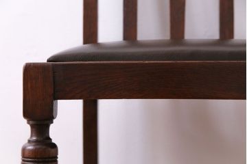 アンティーク家具　イギリスアンティーク　オーク材　挽き物の脚が目を引くダイニングチェア(ワークチェア、椅子)(2)