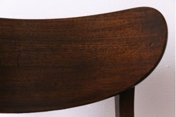 ヴィンテージ家具　北欧ビンテージ　チーク材　なめらかな形がおしゃれなダイニングチェア(ワークチェア、椅子)(1)