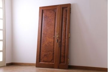 昭和中期　特注品!　花梨無垢材　鳥眼杢　両開き　高級感と存在感抜群の親子ドア(木製扉、建具、カリン材)