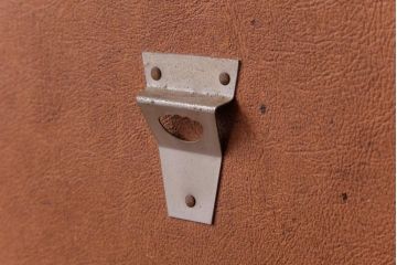 アンティーク雑貨　北欧家具　赤みがかった木製フレームが魅力の壁掛けミラー(鏡)