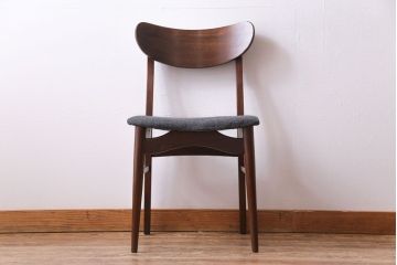 ヴィンテージ家具　北欧ビンテージ　チーク材　なめらかな形がおしゃれなダイニングチェア(ワークチェア、椅子)(3)