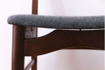 ヴィンテージ家具　北欧ビンテージ　チーク材　なめらかな形がおしゃれなダイニングチェア(ワークチェア、椅子)