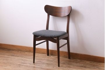 ヴィンテージ家具　北欧ビンテージ　チーク材　なめらかな形がおしゃれなダイニングチェア(ワークチェア、椅子)