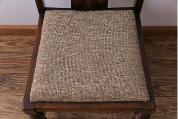 アンティーク家具　イギリスアンティーク　オーク材　品格漂うクラシカルなチェア(ダイニングチェア、椅子)