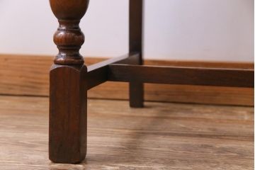 アンティーク家具　イギリスアンティーク　オーク材　品格漂うクラシカルなチェア(ダイニングチェア、椅子)