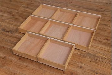 ペイント家具　ネームプレート付き　シックなバイカラーの小引き出し(サイドチェスト、小物収納)