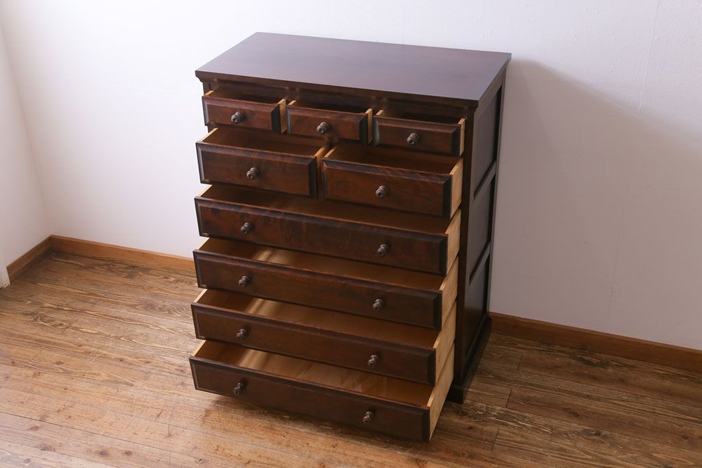 中古　北海道民芸家具　深い色味が魅力的なチェスト(整理箪笥、引き出し)(定価約24万円)