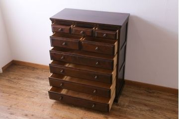 中古　北海道民芸家具　深い色味が魅力的なチェスト(整理箪笥、引き出し)(定価約24万円)