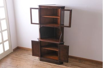 中古　北海道民芸家具　#145　和洋どちらの空間にも馴染むシックな隅棚(コーナーキャビネット、飾り棚)