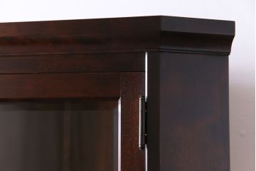 中古　北海道民芸家具　#145　和洋どちらの空間にも馴染むシックな隅棚(コーナーキャビネット、飾り棚)