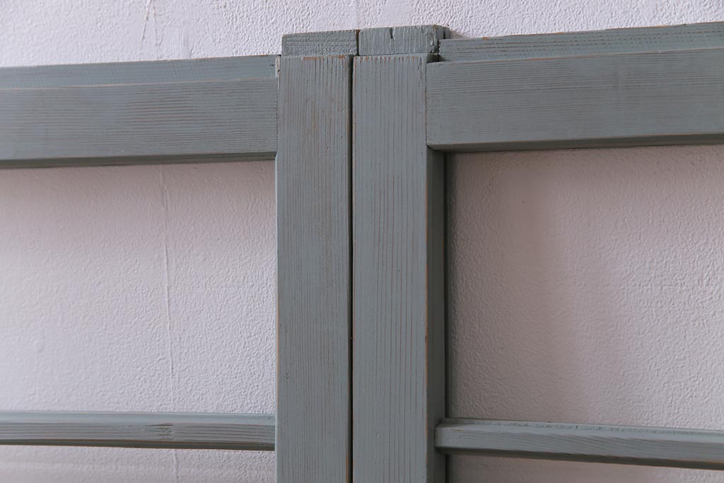 ペイント家具　モールガラス入り!淡い色味がおしゃれなガラス戸(窓、引き戸、建具)2枚組