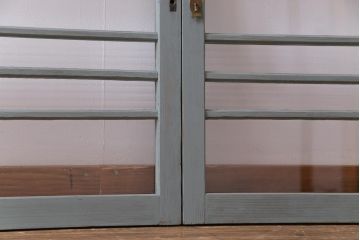 ペイント家具　モールガラス入り!淡い色味がおしゃれなガラス戸(窓、引き戸、建具)2枚組