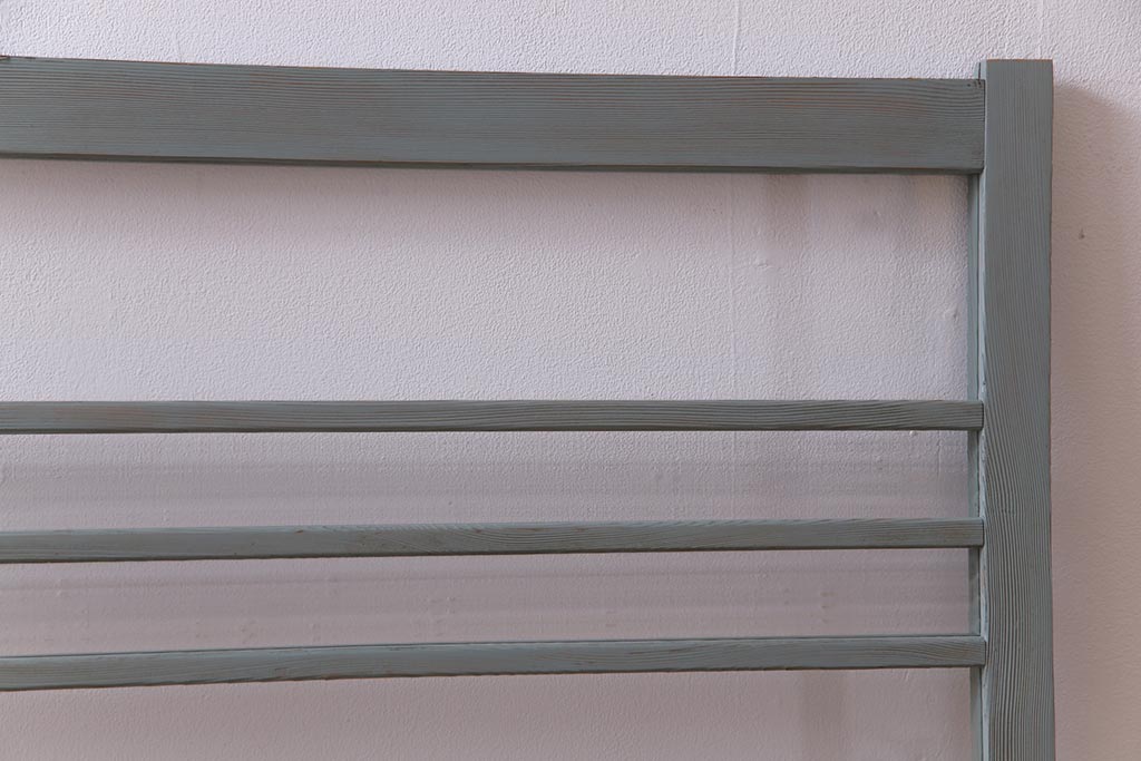 ペイント家具　モールガラス入り!淡い色味がおしゃれなガラス戸(窓、引き戸、建具)2枚組