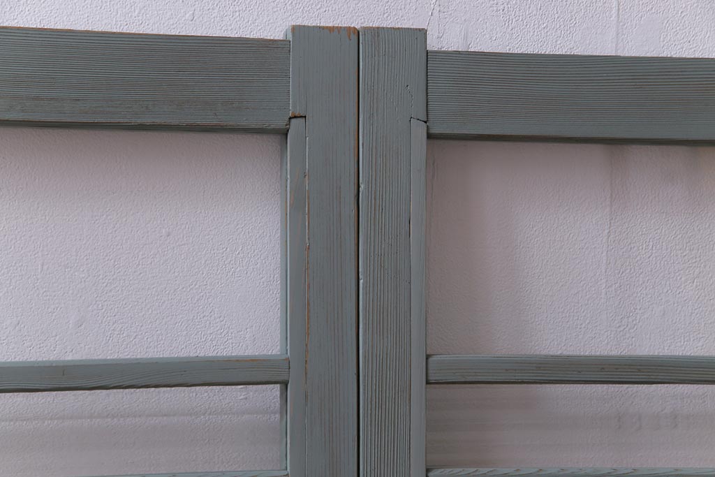 ペイント家具　モールガラス入り!淡い色味がおしゃれなガラス戸(窓、引き戸、建具)2枚組