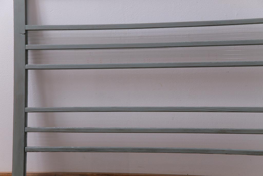 ペイント家具　モールガラス入り!淡い色味がおしゃれなガラス戸(窓、引き戸、建具)2枚組