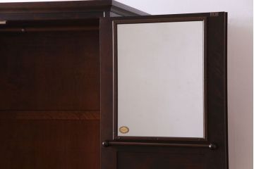 中古　北海道民芸家具　鏡付き　上品な雰囲気づくりに活躍する2段重ねワードローブ(洋服タンス、洋服箪笥)(定価約80万円)(2)