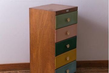 ヴィンテージ家具　ビンテージ　昭和中期　レトロカラーが可愛らしいチェスト(引き出し)