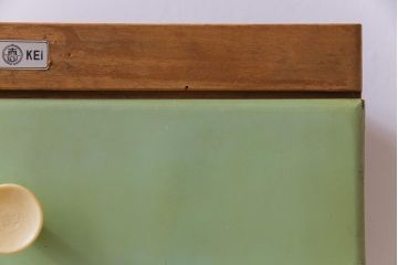 ヴィンテージ家具　ビンテージ　昭和中期　レトロカラーが可愛らしいチェスト(引き出し)