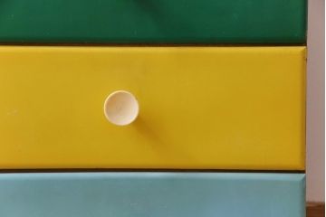 ヴィンテージ家具　ビンテージ　昭和中期　レトロカラーが可愛らしいチェスト(引き出し)