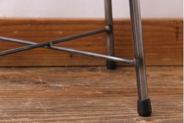 ラフジュ工房オリジナル　コンパクトで可愛らしいスツール(鉄脚チェア、椅子)(2)