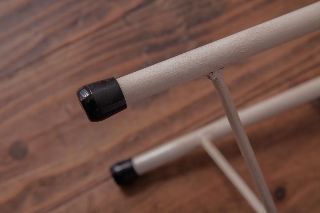 ラフジュ工房オリジナル　ペイントチェア　ナチュラルな雰囲気がお洒落な鉄脚丸スツール(チェア、椅子)(1)