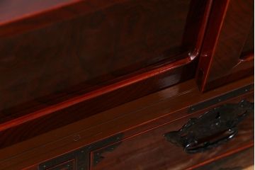 極美品　リメイク　ぼってりとした漆塗りが魅力の仙台箪笥ローボード(リビングボード、収納棚)(1)