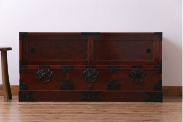 極美品　リメイク　ぼってりとした漆塗りが魅力の仙台箪笥ローボード(リビングボード、収納棚)(2)