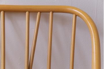 ヴィンテージ家具　イギリスビンテージ　ERCOL(アーコール)　ジュビリー(Jubilee)　グリーンのファブリックが優しげな一人掛けソファ(1)
