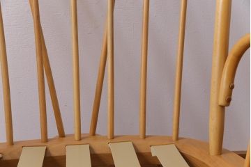 ヴィンテージ家具　イギリスビンテージ　ERCOL(アーコール)　ジュビリー(Jubilee)　グリーンのファブリックが優しげな一人掛けソファ(1)