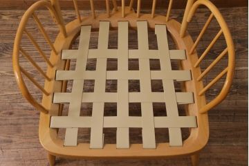 ヴィンテージ家具　イギリスビンテージ　ERCOL(アーコール)　ジュビリー(Jubilee)　グリーンのファブリックが優しげな一人掛けソファ(1)