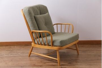 ヴィンテージ家具　イギリスビンテージ　ERCOL(アーコール)　ジュビリー(Jubilee)　グリーンのファブリックが優しげな一人掛けソファ(2)