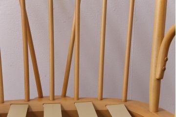 ヴィンテージ家具　イギリスビンテージ　ERCOL(アーコール)　ジュビリー(Jubilee)　グリーンのファブリックが優しげな一人掛けソファ(2)
