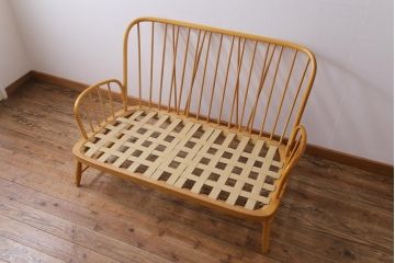 ヴィンテージ家具　イギリスビンテージ　ERCOL(アーコール)　ジュビリー(Jubilee)　グリーンのファブリックが優しげな二人掛けソファ