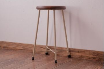 アンティーク雑貨　ラフジュ工房オリジナル　鉄脚　温かみのあるペイントカラーが魅力の丸スツール(チェア、椅子)(1)