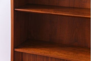 ヴィンテージ家具　北欧ビンテージ　デンマーク　作業台付き　お気に入りを並べて使えるカップボード(ブックシェルフ、陳列棚、オープンラック)(2)