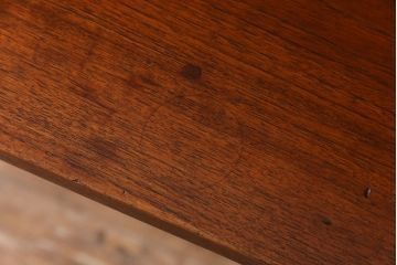 ヴィンテージ家具　北欧ビンテージ　デンマーク　作業台付き　お気に入りを並べて使えるカップボード(ブックシェルフ、陳列棚、オープンラック)(2)