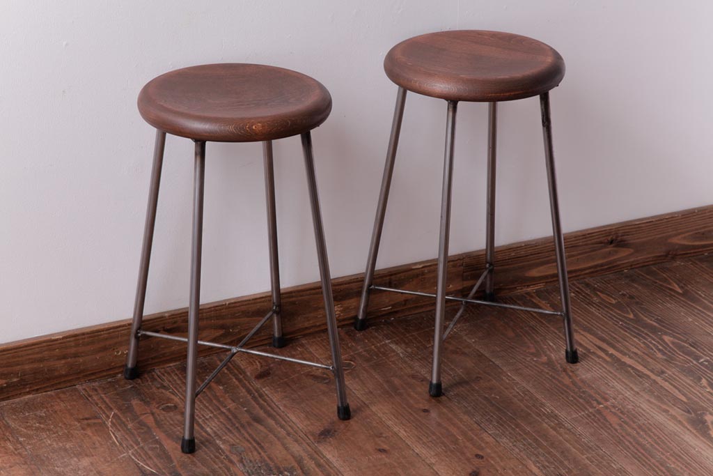 ラフジュ工房オリジナル　コンパクトで可愛らしいスツール(鉄脚チェア、椅子)2脚セット