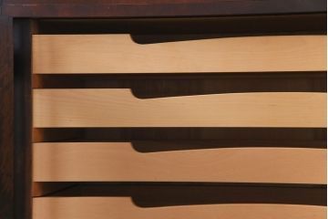 中古　北海道民芸家具　衣装盆付き3段重ねチェスト(衣装箪笥・整理タンス・着物箪笥)(定価約90万円)(1)